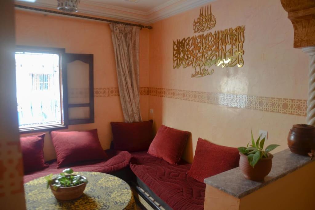 Private Appartement In The Centre Of 타가주트 외부 사진