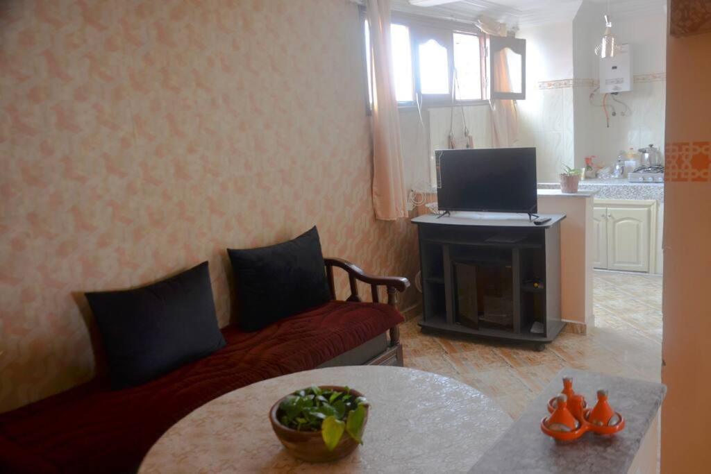 Private Appartement In The Centre Of 타가주트 외부 사진
